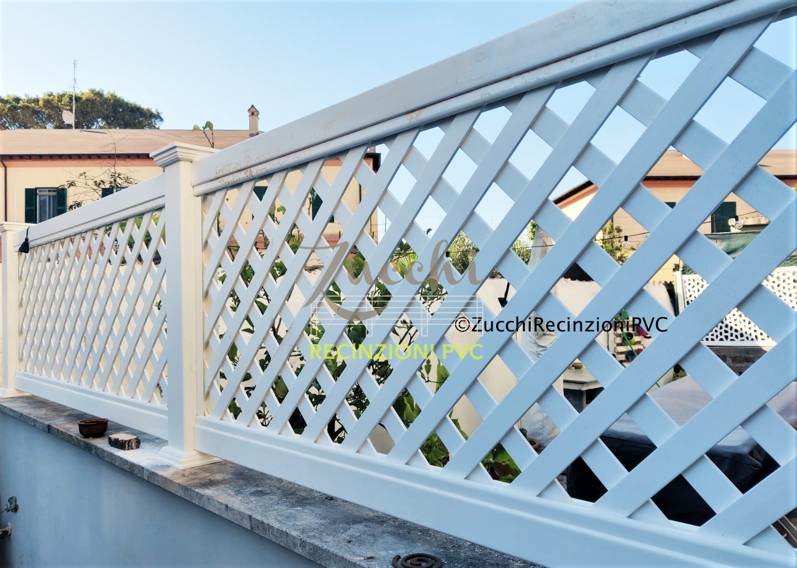 Palo Recinzione Olimpia PVC Bianco - Versione Angolare Per Cemento 193cm