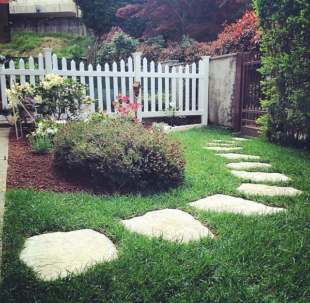 Recinzioni PVC da Giardino: La Bellezza della Semplicità